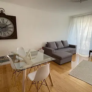  Apartment Beautiful Downtown
