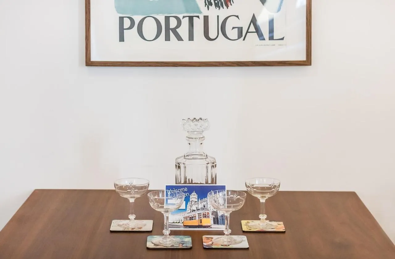 Unique And Stylish Flat In Historic Lisbon Apartment