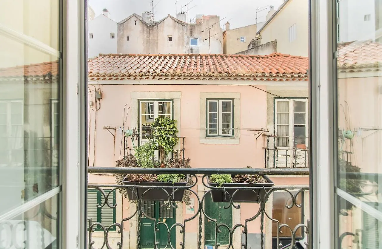 Unique And Stylish Flat In Historic Lisbon Apartment